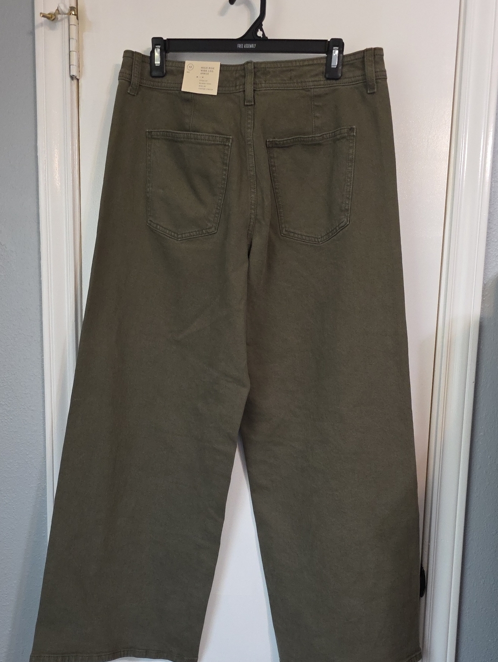 NWT UNIVERSAL THREAD OLIVE HIGH RISE WIDE LEG JEANS SZ 12 - Picture 7 of 7